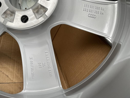 Oryginał Felgi 20cali 8R0 Audi Q5 SQ5 A4 B8 A6 C7 A8 ET33 5x112