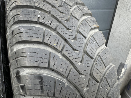 215/70R16 Falken Eurowinter HS01 SUV para opon zima 6mm nr6118