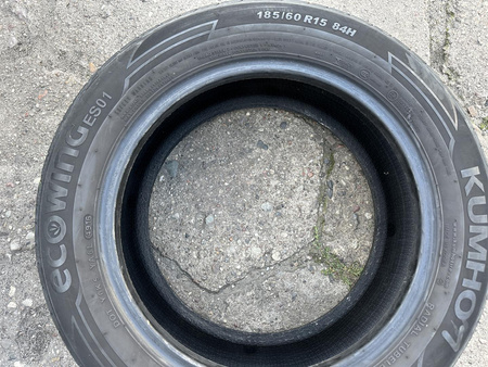 185/60R15 Kumho EcoWing ES01 komplet opon lato 6,2mm nr5487