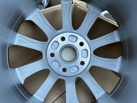 Oryginał felga 18cali 8P0071498AW Audi A3 S3 5x112 ET54