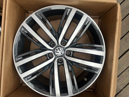 Oryginał felgi 19cali 5NA Vw Tiguan R-Line Passat Golf Jetta