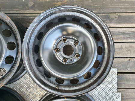 Oryginał felgi stalowe 16cali Audi A3 A6 Q2 8V0601027 5x112