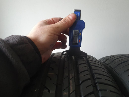 185/65R15 Zeetex ZT1000 para opon lato 7,3mm nr5227