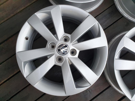 Oryginał felgi 15cali 1ST Skoda Citigo Vw Up 4x100