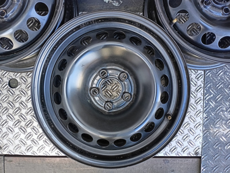 Oryginał felgi stalowe 15cali 8X0 Audi A1 A2 A3 Seat Skoda VW