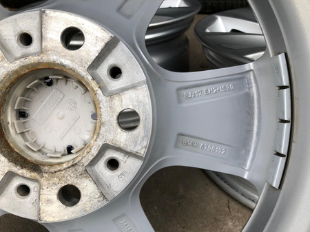 Oryginalne Felgi 5X120 IS30 8X17 17cali BMW F30 F10 F11 F12 F13 F01