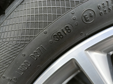 Oryginał koła 225/55R17 BMW 5 G30 G31 2 3 4 7 Continental zima 7,2mm