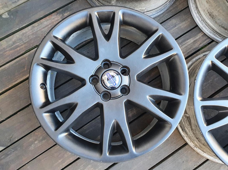 Oryginał felgi 18cali Volvo XC90 C30 S40 V40 5x108