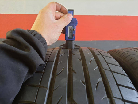 225/55R18 Bridgestone Dueler H/P Sport para opon lato 6,5mm nr8579