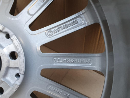 Oryginał felgi 19cali Mercedes AMG Klasa A B CLA A1774011600