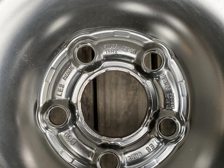 Oryginał Felgi VW Audi Seat 5,5x15 ET40 5x100 2Q0601027A