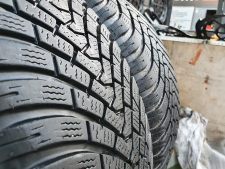 205/60R16 Falken Eurowinter HS01 para opon zima 6,0mm nr6077
