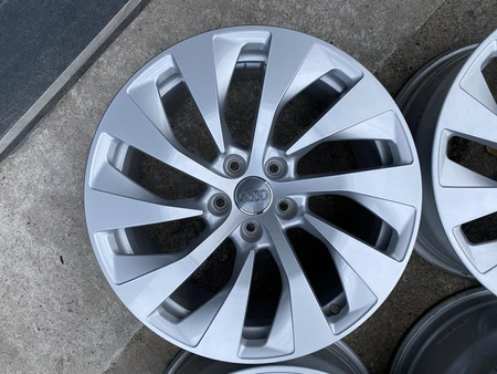 4K8 Oryginalne Felgi aluminiowe 18cali Audi A7 C7 C8 5x112 ET26