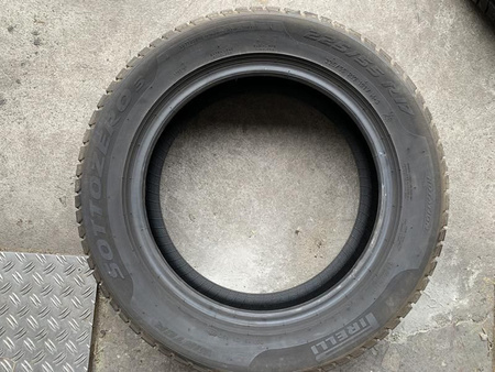 225/55R17 225/55/17 Pirelli Sottozero 3 Opona Pojedyncza Zima 4,8 P172