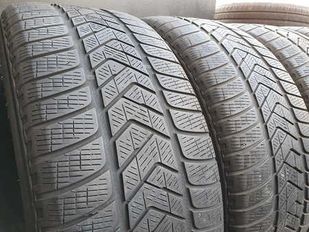 255/60R18 Pirelli Scorpion Winter komplet opon zima 4,5mm nr8548