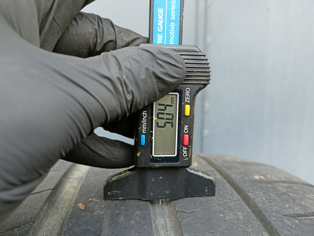 315/40R21 Pirelli P Zero PZ4 XL para opon lato 5mm nr2469