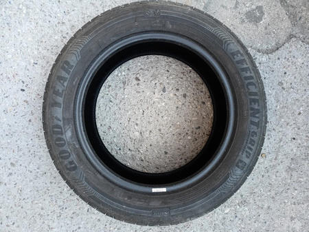 225/55R17 Goodyear EfficientGrip Performance opona lato 5,5mm P707