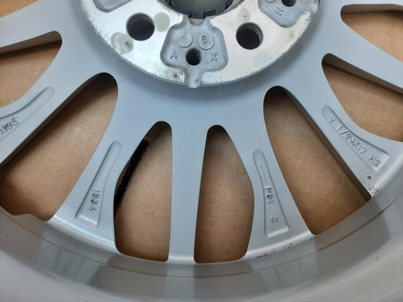 Oryginalna felga 17cali BMW E45 E40 Seria 1, 2 6856084