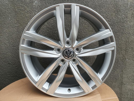 Oryginał felga 18cali 5G0601025G Vw Golf 7 ET51 5x112