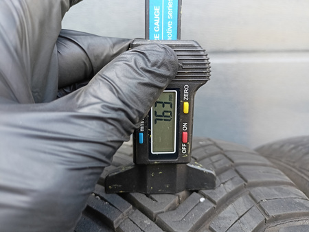 195/55R16 Continental AllSeasonContact opony całoroczne 7,6mm nr6320