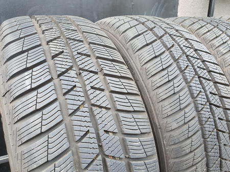 205/55R16 Barum Polaris 5 komplet opon zima 8,5mm nr6636