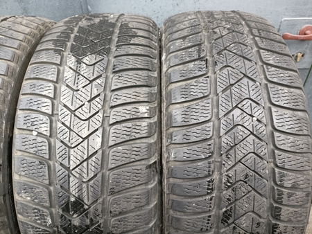 225/45R18 Pirelli Sottozero 3 XL komplet opon zima 6mm nr8910