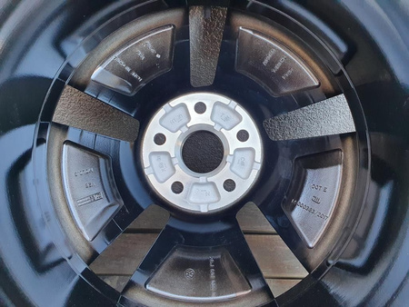 Koła 215/50R18 2GJ Seat Ateca 5x112 Pirelli zima nowe