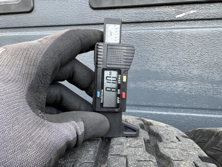 235/65R16C Kumho Radial 857 komplet opon lato 8,1mm nr6113