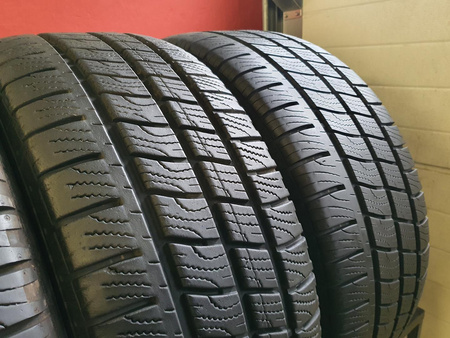 225/55R17C Goodyear Cargo Vector 2 BUS komplet opon zima 7,0mm nr7931