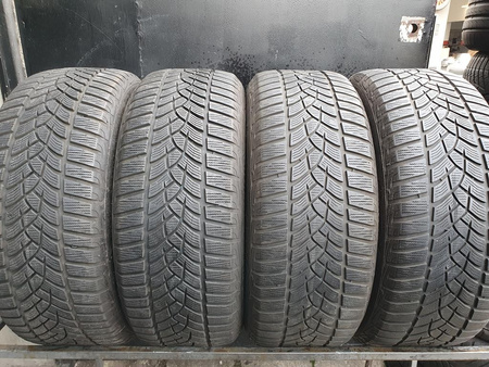 225/55R17 Goodyear UltraGrip XL komplet opon zima 7,0mm nr7815