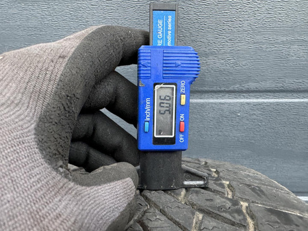 225/45R18 Bridgestone Blizzak LM005 opona pojedynka zima 5mm P867