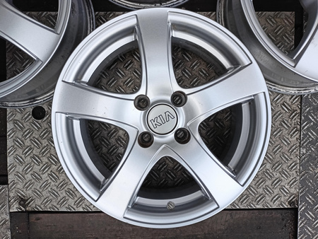 Felgi 15cali Kia Rio Stonic Pride Hyundai i25 Getz Mazda Toyota