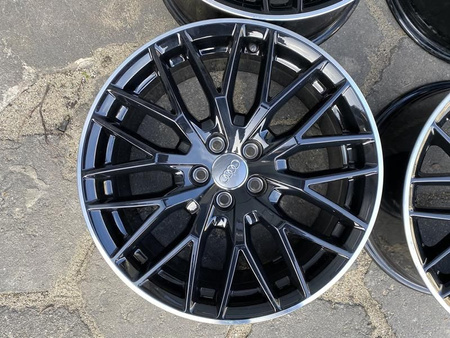 8XA Oryginał Nowe Felgi Audi A1 A3 TT Vw 17cali 5x100 ET34