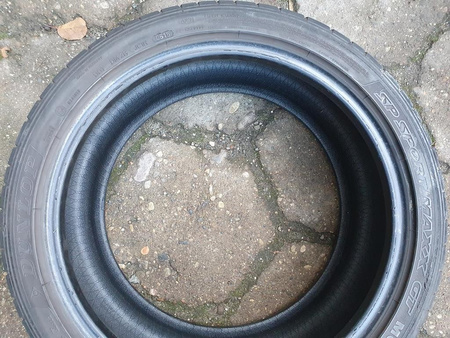 235/40R18 Dunlop SP Sport Maxx GT para opon lato 5,6mm nr8563