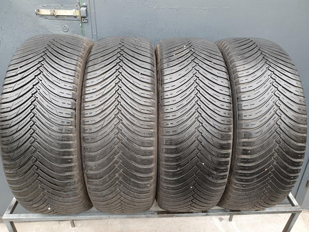 225/55R19 Maxxis Premitra All Season AP3 SUV komplet opon całoroczne 6,3mm nr9531