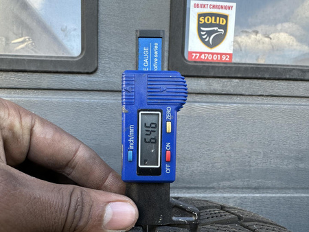 235/65R17 Hankook Winter Icept EVO 2 komplet opon zima 7,5mm nr7097