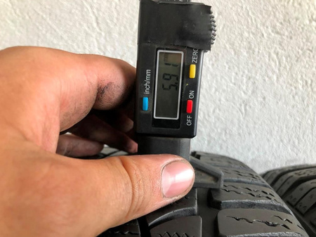 195/50R16 Dunlop Sp Winter Sport 3D komplet opon opona zima 5,9mm 1623