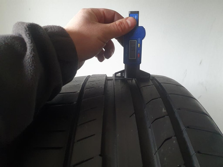 235/35R19 Continental ContiSPortContact XL para opon lato 6,6mm 9200