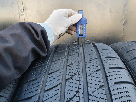 255/50R19 Imperial Ice-Plus XL komplet opon zima 6,0mm nr9225