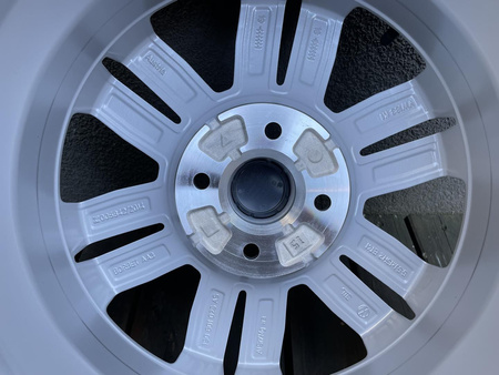 Koła 185/55R15 Vw 1S0 Up Cross Up 4x100 Goodride zima nowe