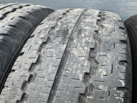 235/65R16C Kumho Radial 857 komplet opon lato 8,1mm nr6113