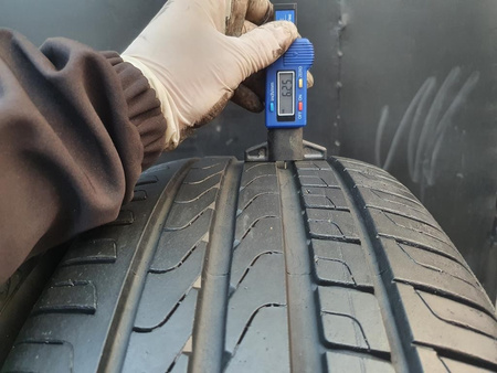 245/45R18 Pirelli Cinturato P7 RSC para opon lato 6,2mm nr8379