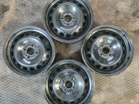 Oryginał felgi stalowe 15cali Renault Twingo 3 5,5x15 5,0x15 4x100