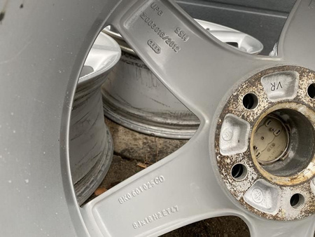 8K0 Oryginał Felgi aluminiowe 18 cali AUDI A3 A4 B8 B9 A6 C6 C7 5x112