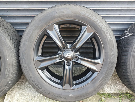 Oryginał koła 215/60R17 Hyundai IX25 Creta 5x114,3 Hankook zima 7,1mm