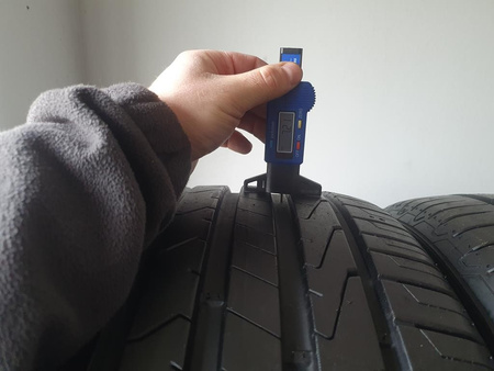 235/45R18 Hankook Ventus Prime 3 para opon lato 7,2mm nr8352