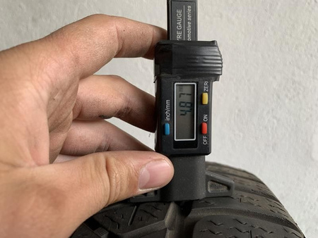 225/55R17 225/55/17 Pirelli Sottozero 3 Opona Pojedyncza Zima 4,8 P172