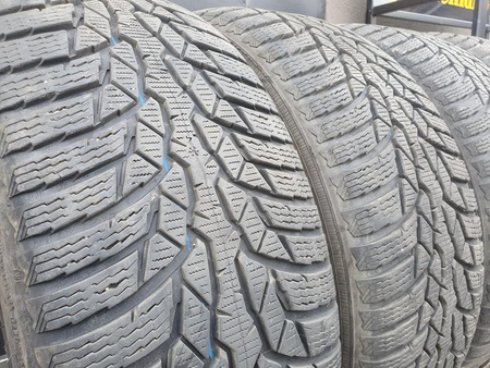 225/55R17 Nokian WR D4 komplet opon zima 6,5mm nr7605