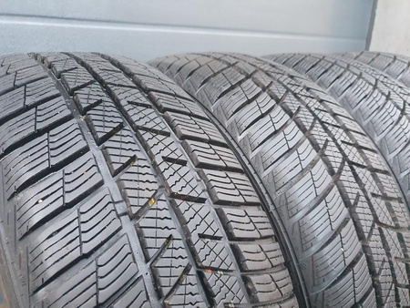 205/55R16 Barum Polaris 5 komplet opon zima 8,6mm nr6543