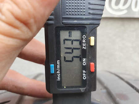 245/45R19 Michelin Pilot Sport 4 opona pojedynka lato 5,4mm P981